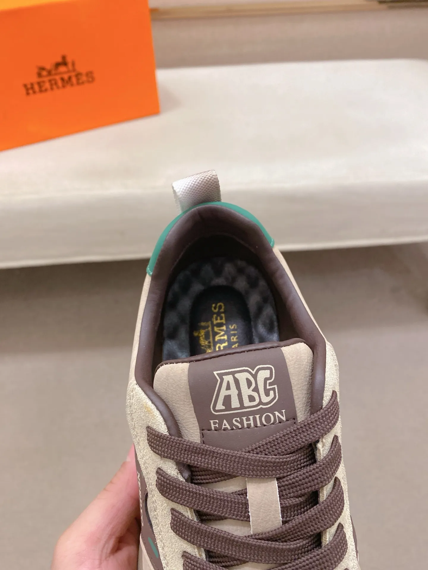 Men's clothing and shoes💰: 440💰《HERMES》【Classic Original Version】Hermès; Top 🔝 Purchasing Agency 🔍🔍Latest 🇺🇸Sold simultaneously at counters, original imported from Italy ▲▲ suede cowhide Equipped with breathable mesh ▲▲Exquisite workmanship (breathable mesh imported from Italy) sole: original sole provided by the original factory, ⚠️exclusive double-layer activity·TPR·rubber·combined molded outsole; Code number: 38-44